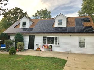 125 Granny Rd, Farmingville, NY 11738