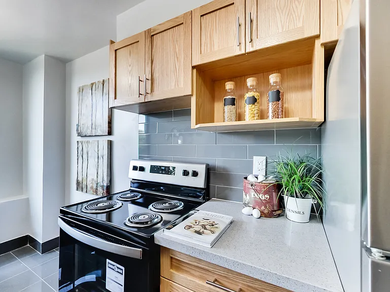 660 Briar Hill Ave #103 — Photo 72