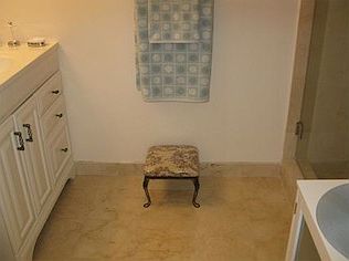5th image of 6365 Collins Ave #Cab30