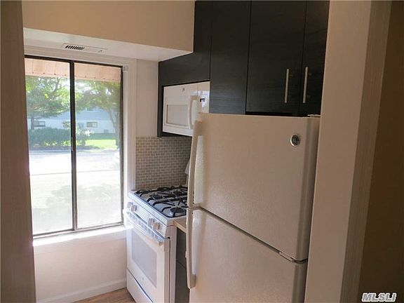 5th image of 12 Osage Ct #12