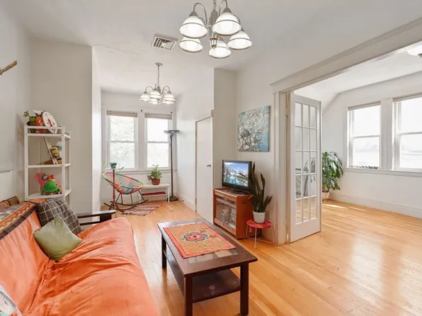 397 Ferry St #3, Malden, MA 02148