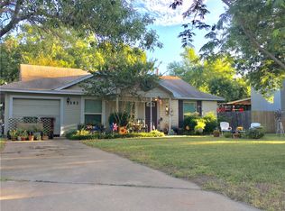 502 Edwards Dr, Round Rock, TX 78664