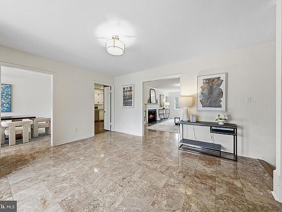 5th image of 1213 Potomac School Rd