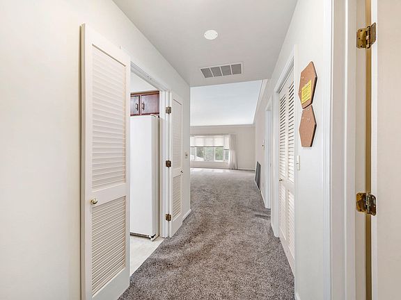 2nd image of 4040 Greenleaf Cir APT 205