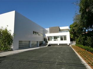 2040 N Bay Rd, Miami Beach, FL 33140