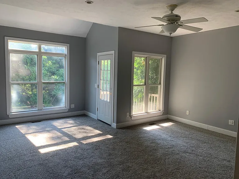 7047 Country Spring Ave SW — Photo 10