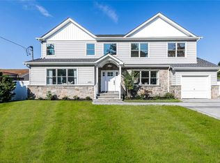 1402 Merrick Ave, Merrick, NY 11566