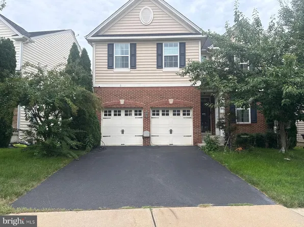 8707 Raleigh Mews, Gainesville, VA 20155