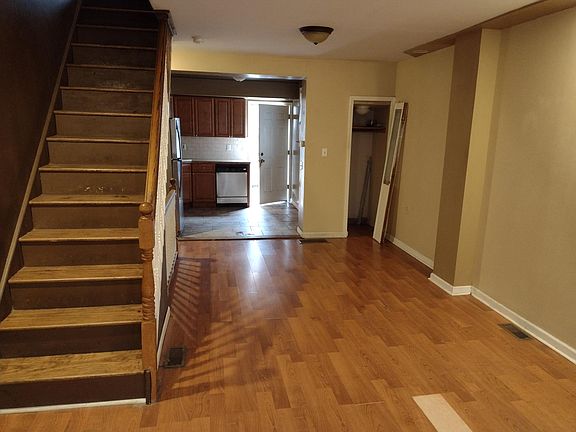 4th image of 2644 S Beulah St