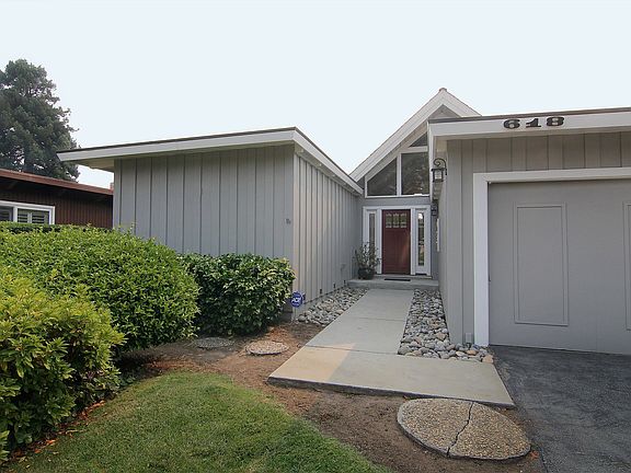 2nd image of 618 Townsend Dr