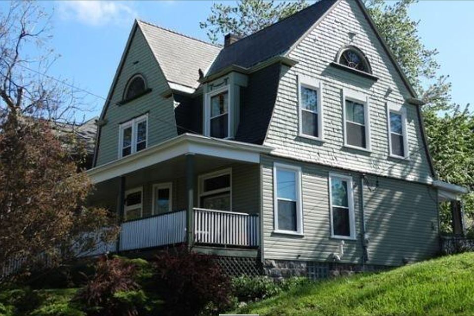 1st image of 728 Prospect Ave SE