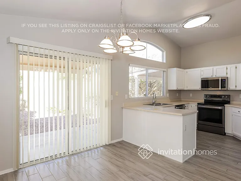 1338 E Angela Dr — Photo 6