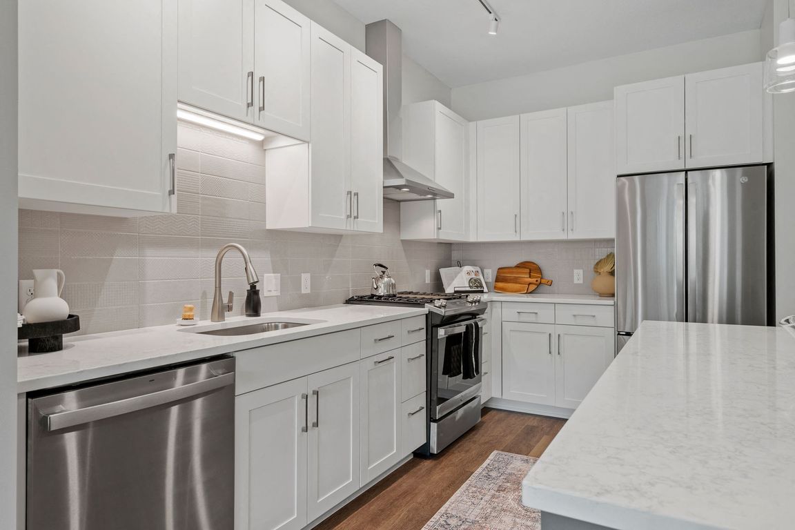 Sullivan - 2 Bed / 2 Bath - 1,199-1,211 Sq.Ft.