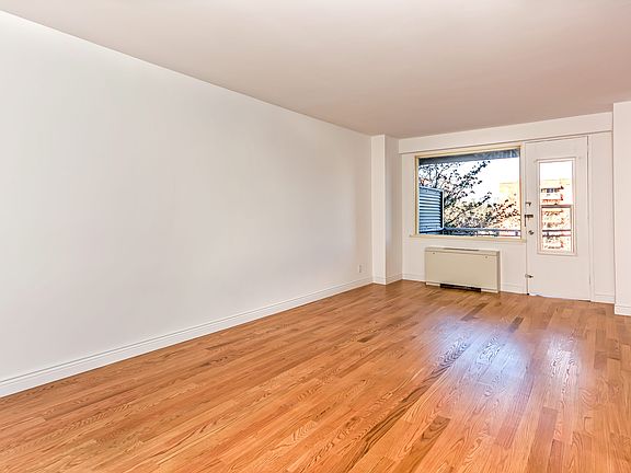 4th image of 3777 Independence Ave APT 3A