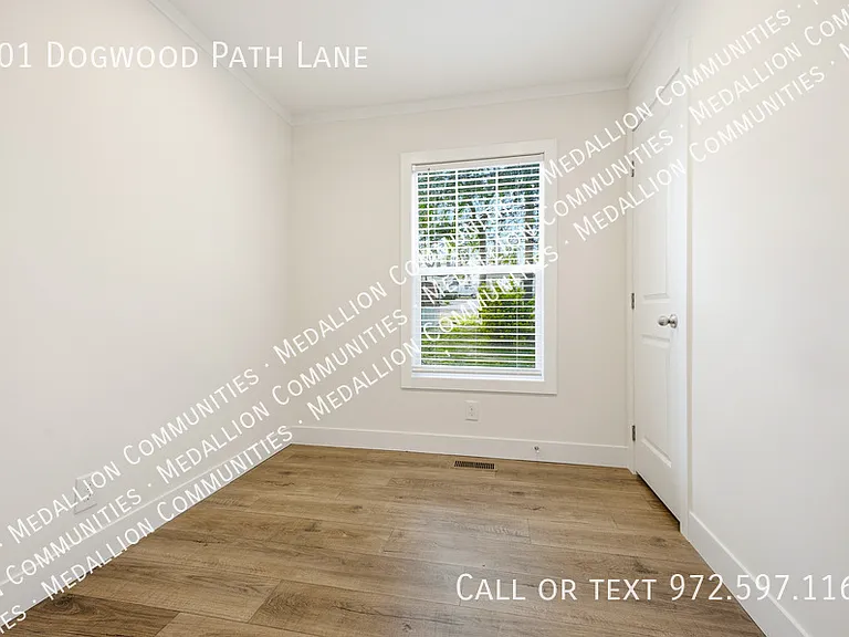 201 Dogwood Path Ln — Photo 8