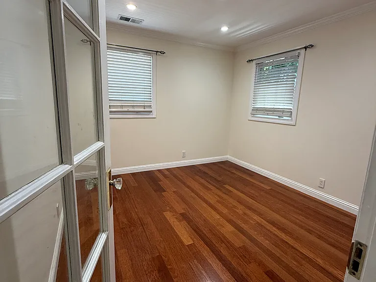 509 Bayswater Ave — Photo 11