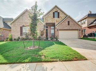 127 Oakwood Ln, Hickory Creek, TX 75065