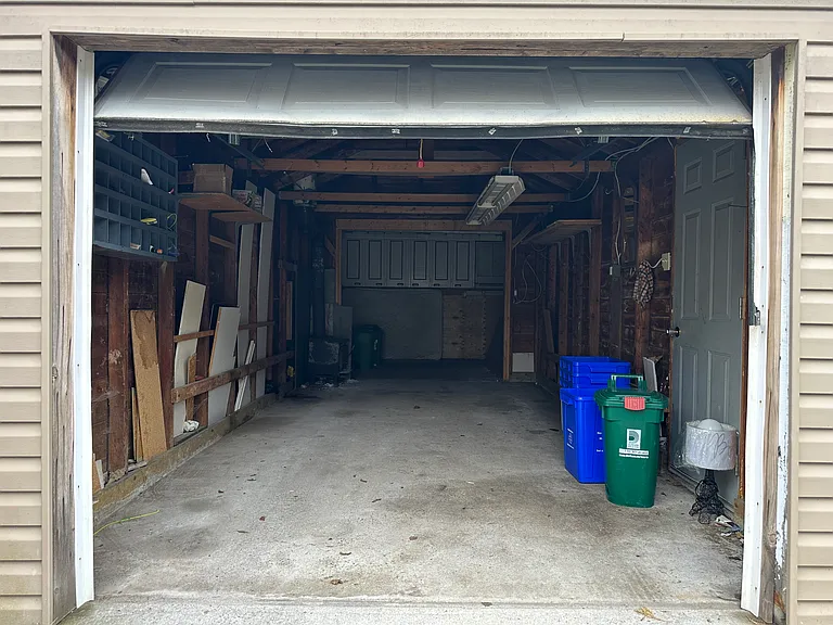 190 Highland Ave — Photo 18