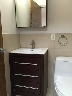 Rented by DYNAMIC REALTY OF NEW YORK CORP | media 19