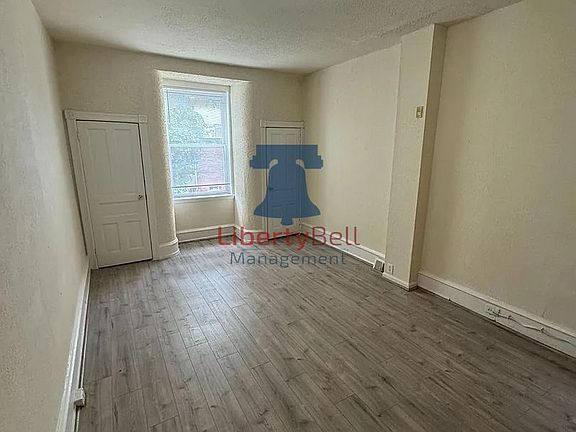 3rd image of 1238 W Lehigh Ave #2R