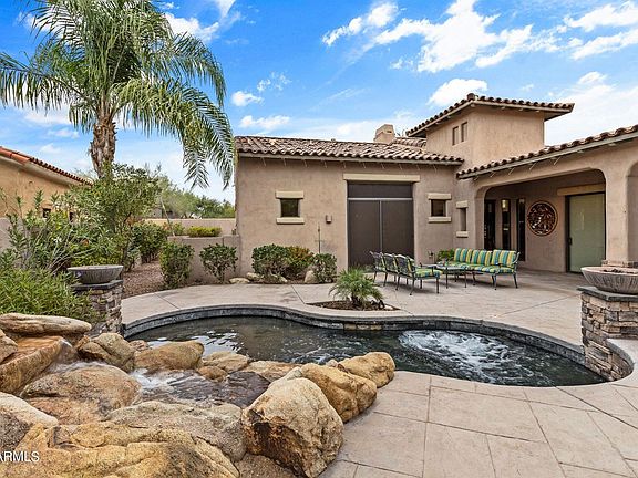 3rd image of 8072 E Windwood Ln