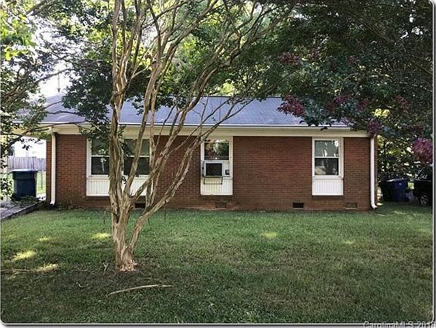 1st image of 516 Sadie Dr