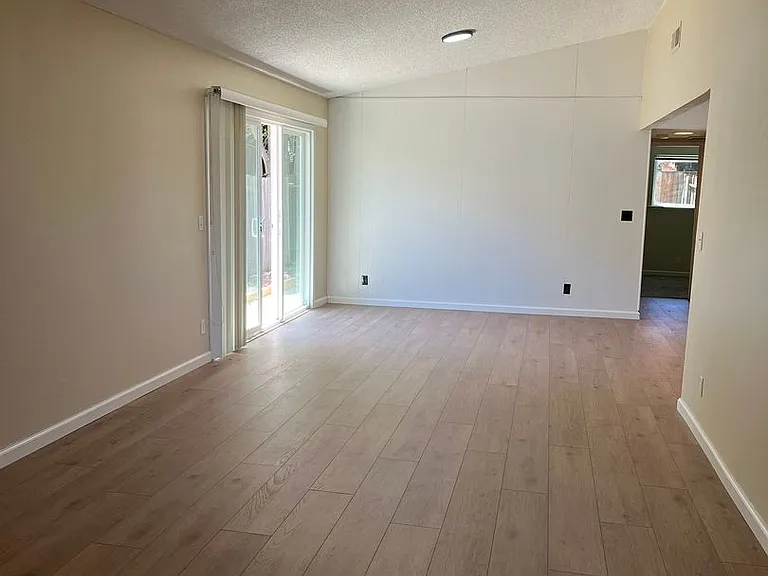 Cowell 4808-4810 — Photo 6