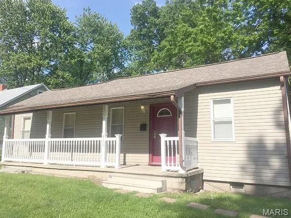 420 Cherry St, Lebanon, IL 62254