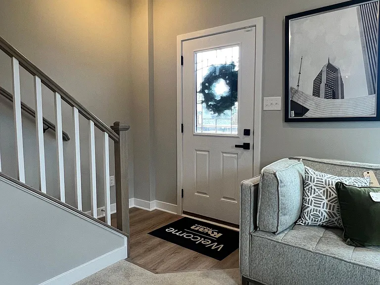 5 Sidney Ln — Photo 3