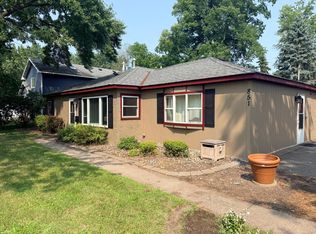 851 Brisbin St, Anoka, MN 55303