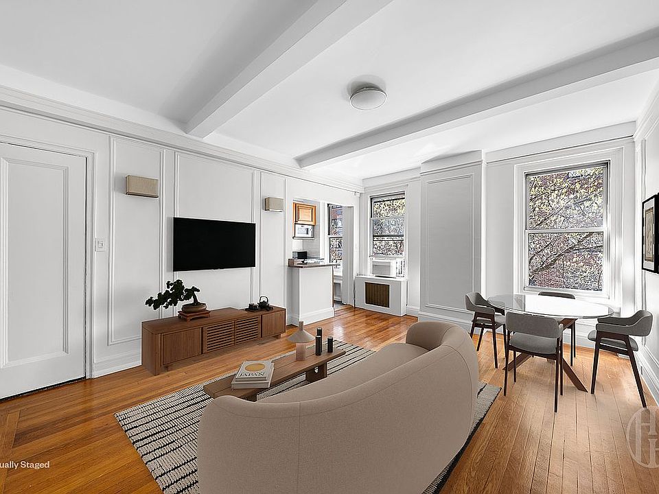 1st image of 325 W 45th St #401