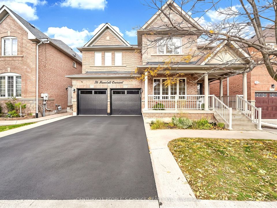 1st image of 36 Humbolt Cres