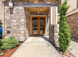 11750 SE Crested Eagle Ln, Happy Valley, OR