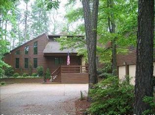 207 Old Lakeside Dr, Yorktown, VA 23692