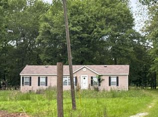 203 Heathers Ln, Center Pt, LA 71323