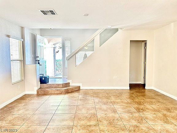 5th image of 7623 Glorietta Bay Ct