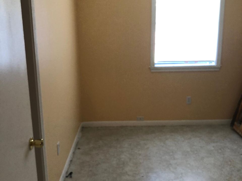 2nd image of 12409 La Margie Ave