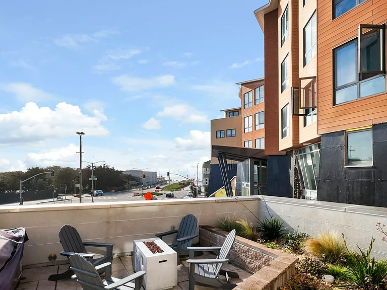 3535 Wawona St #311 — Photo 36