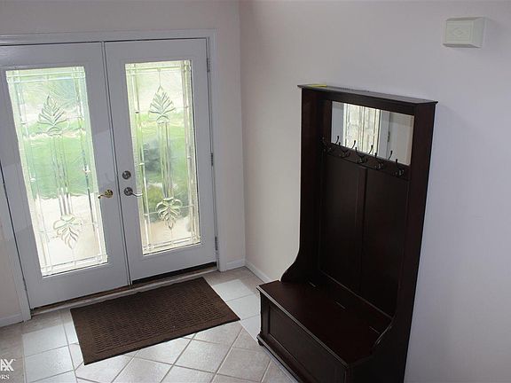 5th image of 49640 Cumberland Dr