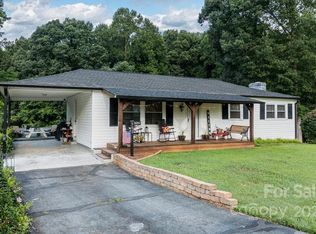 201 Hickory Holw, Morganton, NC 28655