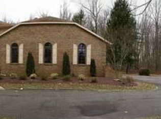 524 Creek Rd, Moorestown, NJ 08057