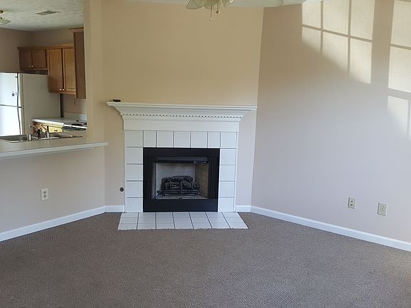 4th image of 3839 Sugar Creek Dr