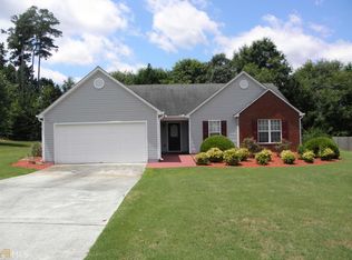 709 Manor Ridge Dr, Loganville, GA 30052