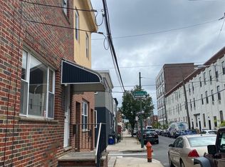 2105 S 12th St, Philadelphia, PA 19148