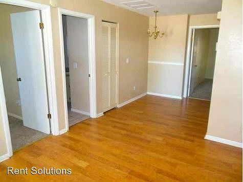4th image of 10505 Lake Vista Dr