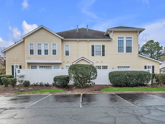 3rd image of 1116 Grace Hill Dr