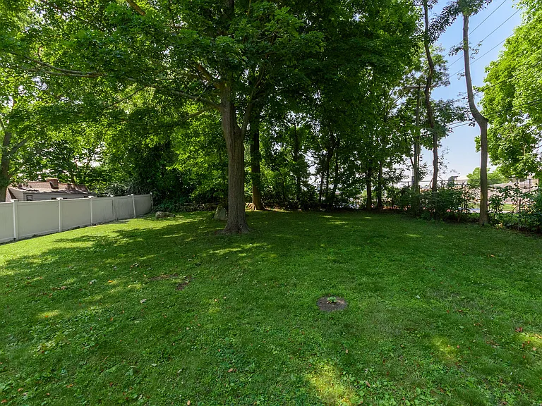 26 Lenox Ave #1 — Photo 4