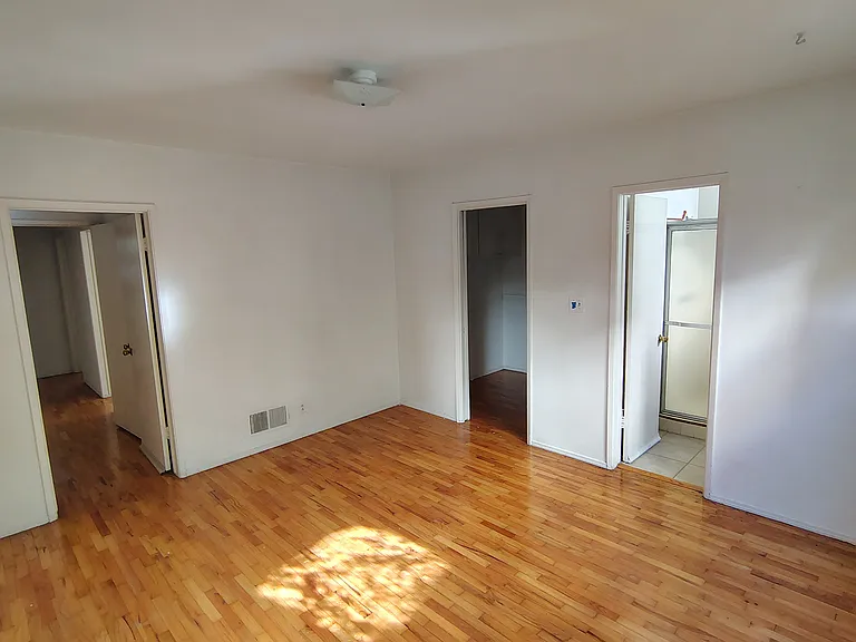 1511 S Bedford St #2 — Photo 8