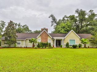 2103 Twin Lakes Dr, Bainbridge, GA 39819