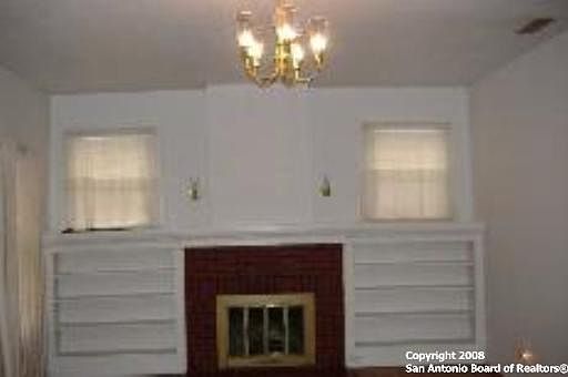 3rd image of 1301 E Denver Blvd